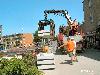 13-07-2006 beton platen lossen voor overgangen oudewatering winkelcentrum beverwaard.