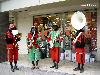 zwarte pieten orkest in het winkelcentrum beverwaard