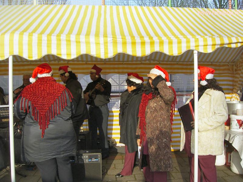 10-12-2005 kerstmarkt slangenburgplein