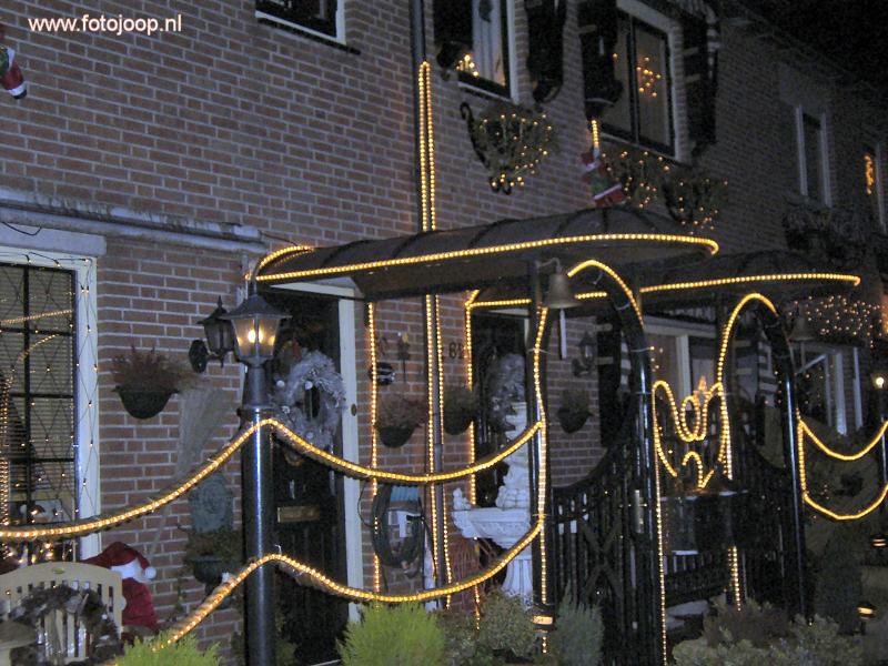 19-12-2005 kerstverlichting aan de molencatensingel.