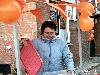 30-04-2006 koninginnenfeest o/a kinderspelen/ vrijmarkt/ en rad van fortuin met leuke prijzen aan onsteinpad in de beverwaard.