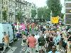 29-07-2006 diverse carnavals groepen en publiek in het centrum van rotterdam