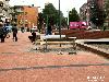 10-10-2006 banken worden geplaatst in het winkelcentrum beverwaard.