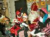 05-12-2006 sinterklaas en zwarte pieten bezoeken de rk regenboogschool grondvelderf beverwaard.