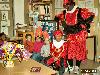 05-12-2006 sinterklaas en zwarte pieten bezoeken de rk regenboogschool grondvelderf beverwaard.