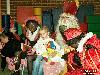 05-12-2006 sinterklaas en zwarte pieten bezoeken de rk regenboogschool grondvelderf beverwaard.