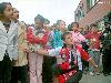 Op dinsdag 9 oktober 2007 wordt een schoolsportplein in beverwaard geopend op de dependance rk regenboogschool