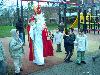 05-12-2007 sinterklaas op bezoek bij de kinderen van de cortenbachsingel die mee hebben gedaan met mensen maken de stad ook in de beverwaard