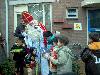 05-12-2007 sinterklaas op bezoek bij de kinderen van de cortenbachsingel die mee hebben gedaan met mensen maken de stad ook in de beverwaard