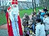 05-12-2007 sinterklaas op bezoek bij de kinderen van de cortenbachsingel die mee hebben gedaan met mensen maken de stad ook in de beverwaard