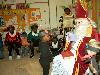 05-12-2007 sinterklaas bezoekt de rk regenboogschool grondvelderf beverwaard.