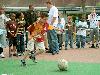 31-05-2008 kick-point een voetbal spel in het winkelcentrum beverwaard