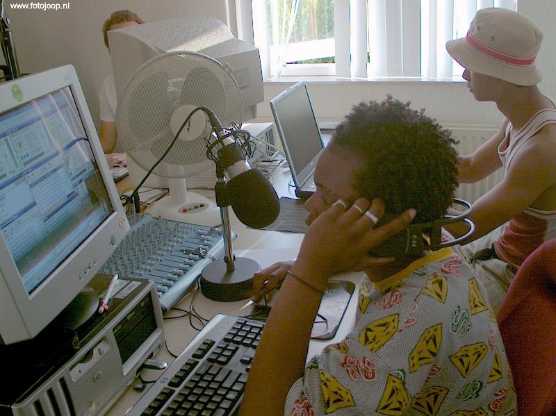 FUSION-RADIO BEVERWAARD een radio station van jongeren voor jongeren