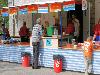 30-04-2009 koninginnendag en rommelmarkt in de speeltuin de stormpolder beverwaard.