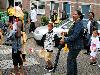 18-07-2009 zomercarnaval?in de beverwaard helaas was er regen en is de optocht ingekort in de beverwaard