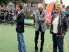 18-06-2009  huldiging duizenste lid schoolsportvereniging op de rk regenboog molencatensingel beverwaard.