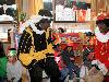 03-12-2010 sinterklaas komt ook dit jaar weer op de rk regenboogschool grondvelderf beverwaard