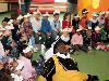 03-12-2010 sinterklaas komt ook dit jaar weer op de rk regenboogschool grondvelderf beverwaard