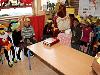 03-12-2010 sinterklaas komt ook dit jaar weer op de rk regenboogschool grondvelderf beverwaard