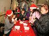 20-12-2010 kerstmarkt in de focus en kerst stukjes maken en kinder creaclub in de focus beverwaard