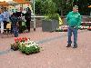 18-05-2011 opzoomeren plantjes winkelcentrum beverwaard