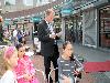  onthulling schilderij omgangsvormen+ braderie winkelcentrum beverwaard