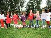 15-09-2011 feest op de barkentijnschool  bestaat 5jaar alle kinderen aan het dansen in het wijkpark beverwaard