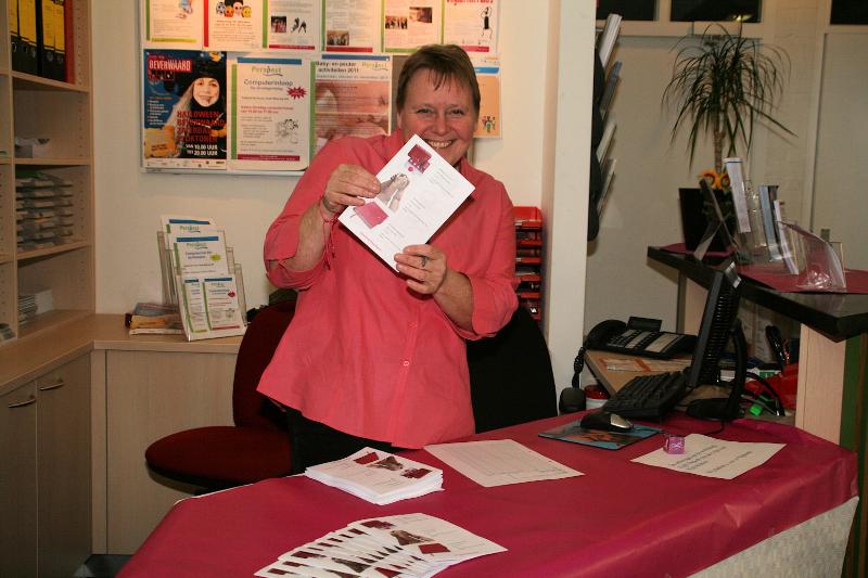 23-10-2011 pink ribbon day in de focus oudewatering beverwaard.