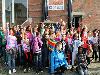 19-10-2012 onthulling boord door kinderen van de school de barkentijn en directrice van woonbron aan de neercannenplaats beverwaard 