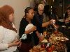 18-12-2013 high tea +kerst stukjes maken in de focus beverwaard