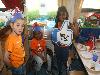 24-04-2015 koningsdag op de rk regenboog konings ontbijt op school grondvelderf beverwaard