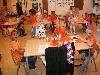 24-04-2015 koningsdag op de rk regenboog konings ontbijt op school grondvelderf beverwaard