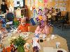 24-04-2015 koningsdag op de rk regenboog konings ontbijt op school grondvelderf beverwaard