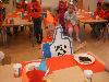 24-04-2015 koningsdag op de rk regenboog konings ontbijt op school grondvelderf beverwaard