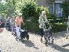 ouderen 4 daagse in de beverwaard 23-06-t/m26-06-2015 eerste etape vanaf ijsselburg schinnenbaan beverwaard dag3 25-06-2015