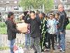 20-05-2016 pc de regeboog school leerlingen van de dependance worden in het zonnetje gezet ivm goede cito toets ook in de beverwaard