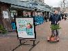 8-4-2017 plantjesdag nieuwe bakken geplaatst bakken bij gevuld met nieuwe planten winkelcentrum beverwaard