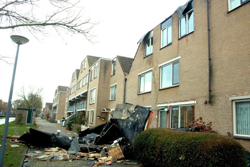 18-01-2018 storm schade in de beverwaard br ruud spruit