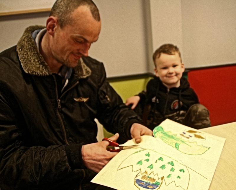 | 31-03-2018 foto paas eieren zoeken op de stormpolder beverwaard 
 
