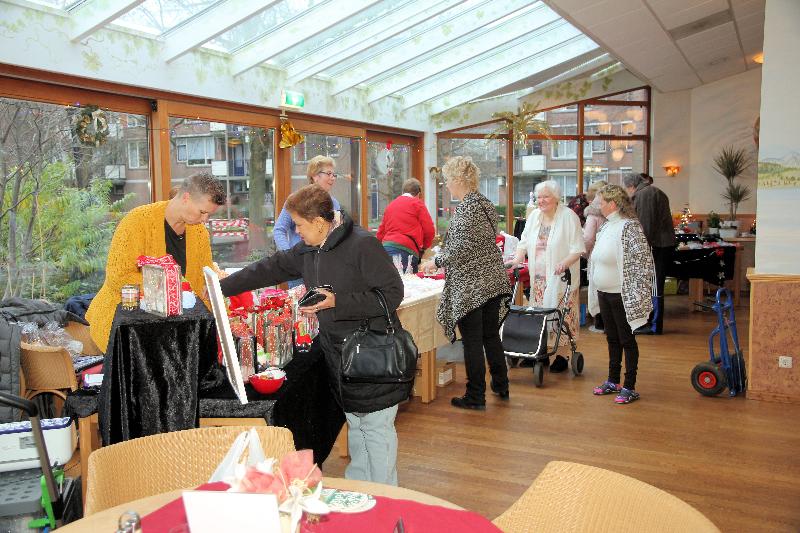 | 15-12-2018 kerstmarkt in de ijsselburgh schinnenbaan beverwaard 
 
