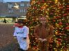18-12-21 groteklerstboom winkelcentrum beverwaard groep kerst optocht