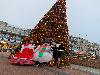 | 18-12-21 KERSTMAN OPTOCHT DOOR BEVERWAARD 